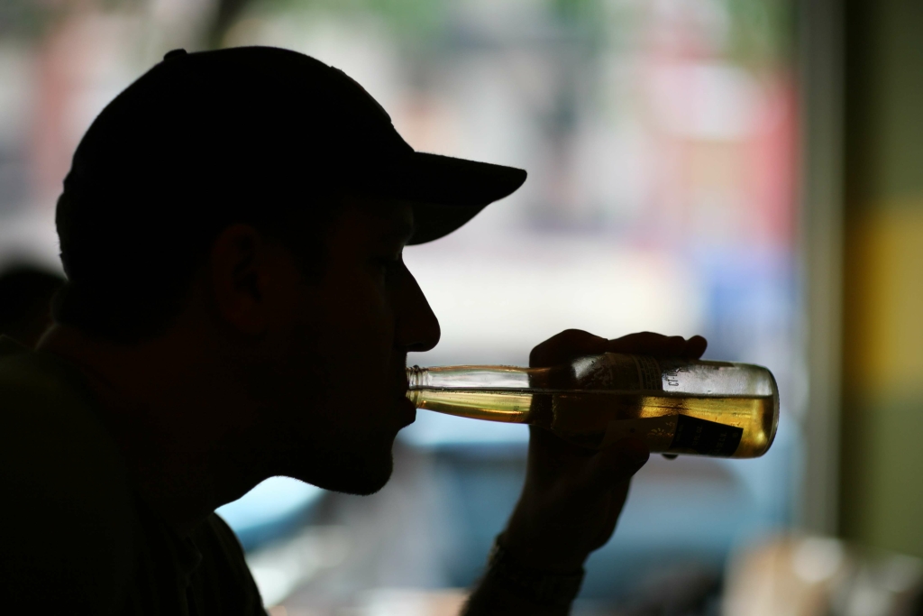 the effects of alcohol and essential tremor